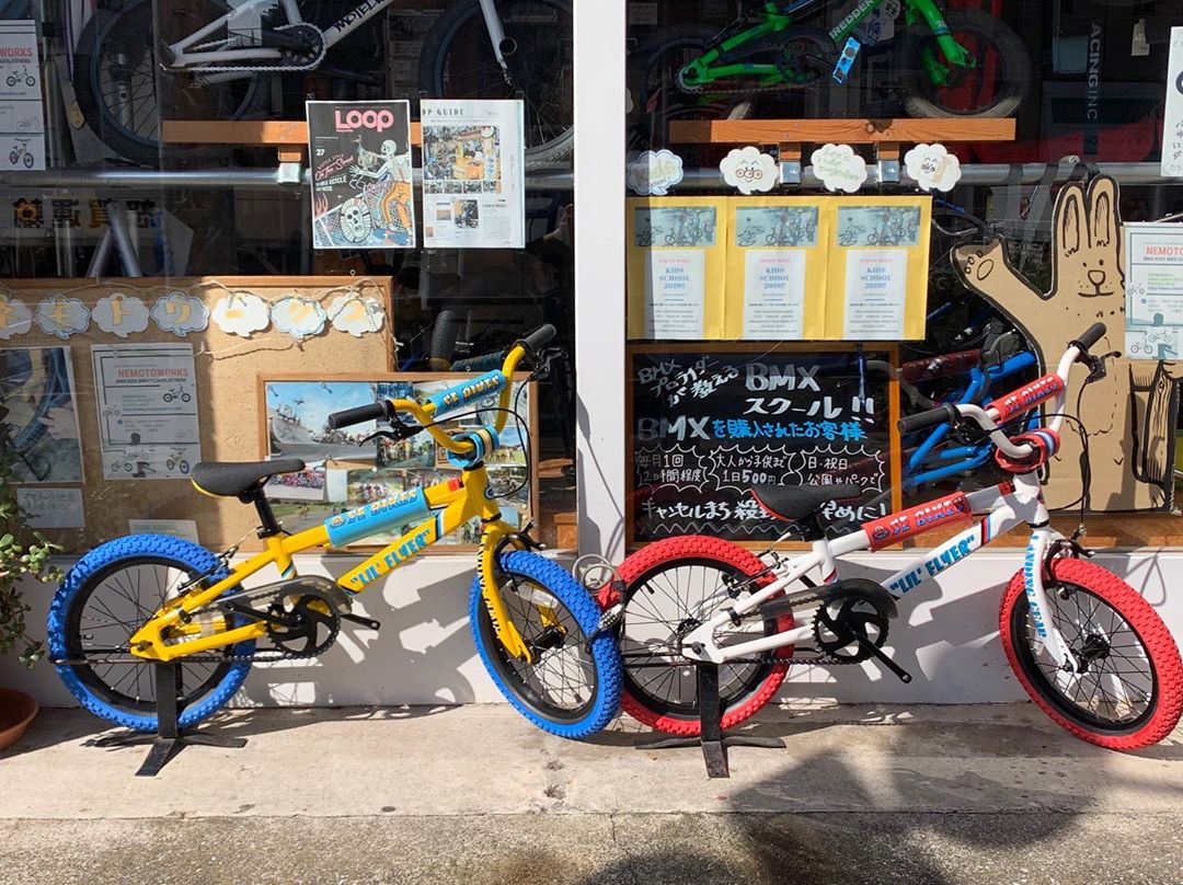 今日はいい天気ですね！
今週末も楽しんでいきましょ〜

SE BIKES リル フライヤー16"
税抜 ¥39,000